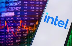 Intel Stock Q2 2025 Slide, CEO Shift & AI Foundry Pivot